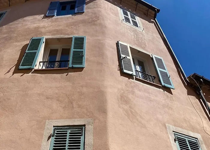 公寓 Lumineux Au Centre Historique,